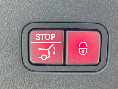 2025 Mercedes-BENZ GLC 缩略图 17