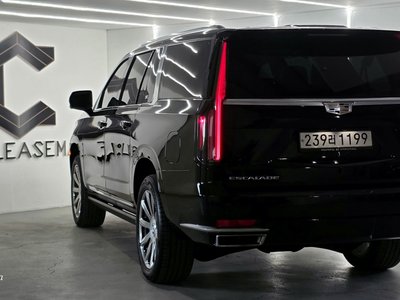 CADILLAC ESCALADE - 2