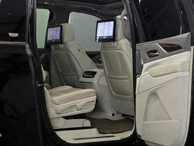 CADILLAC ESCALADE - 10