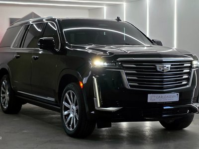 CADILLAC ESCALADE - 1