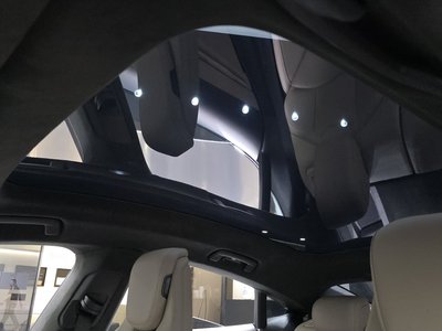 2023 Porsche TAYCAN 缩略图 19