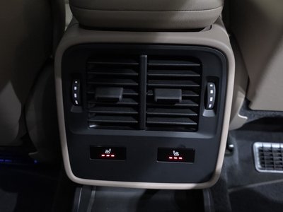 2023 Porsche TAYCAN 缩略图 18