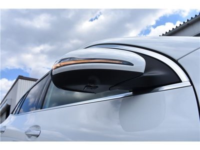 MERCEDES-BENZ EQA - 7