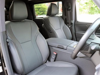 2025 Toyota ALPHARD 照片 9