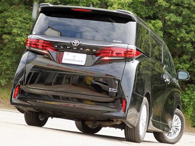 صورة مصغرة 40 لـ 2025 Toyota ALPHARD