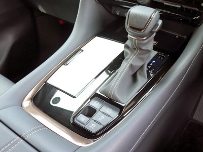 صورة مصغرة 17 لـ 2025 Toyota ALPHARD