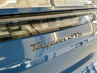 2022 Porsche TAYCAN thumbnail 13