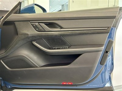 2022 Porsche TAYCAN thumbnail 26