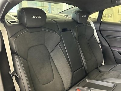 2022 Porsche TAYCAN thumbnail 30