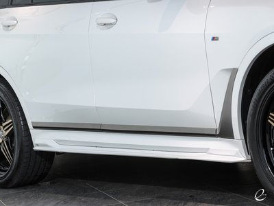 2021 BMW X7 — миниатюра 38