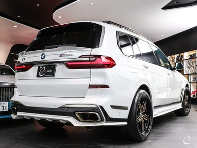 2021 BMW X7 — миниатюра 57