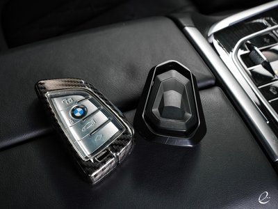 2021 BMW X7 — миниатюра 79