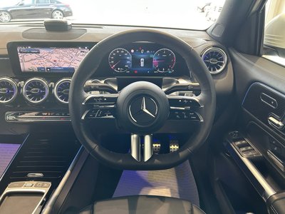 2025 Mercedes-BENZ GLB 缩略图 25