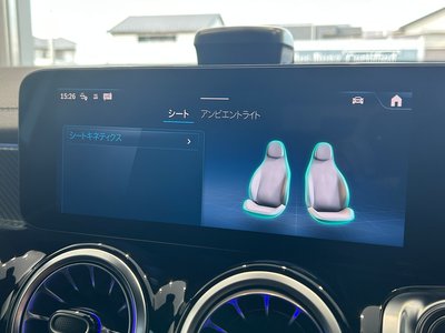 2025 Mercedes-BENZ GLB 缩略图 38