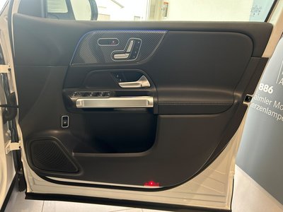 2025 Mercedes-BENZ GLB 缩略图 14