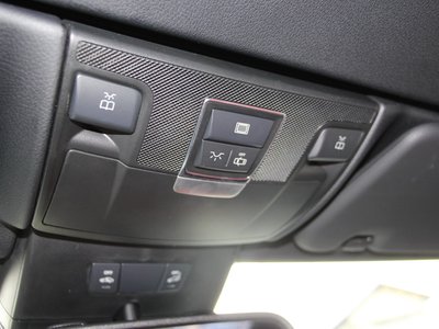 2012 Mercedes-BENZ SL AMG thumbnail 39