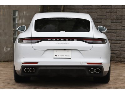 PORSCHE PANAMERA - 8