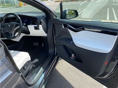 صورة مصغرة 22 لـ 2018 Tesla MODEL X