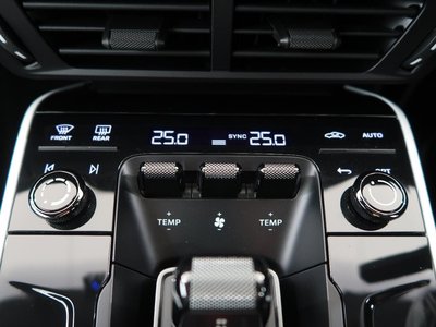 صورة مصغرة 61 لـ 2024 Porsche 911