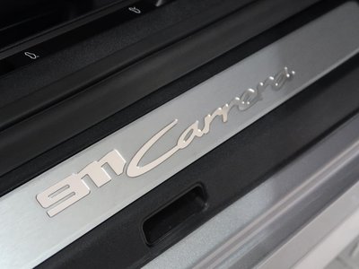 صورة مصغرة 35 لـ 2024 Porsche 911