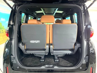 2025 Toyota VELLFIRE thumbnail 23