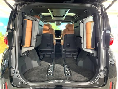 2025 Toyota VELLFIRE thumbnail 11