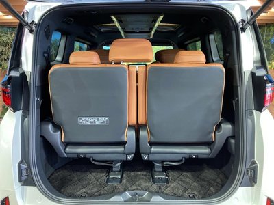 2025 Toyota VELLFIRE — миниатюра 11
