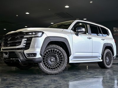 2023 Toyota LAND CRUISER 300 — фото 1