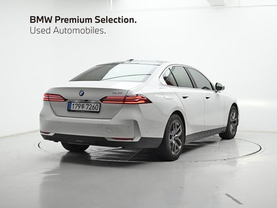 BMW 5 SERIES - 5