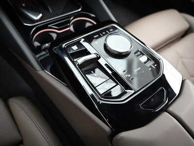 BMW 5 SERIES - 9