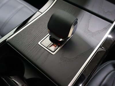 2025 LAND Rover RANGE ROVER EVOQUE — миниатюра 22