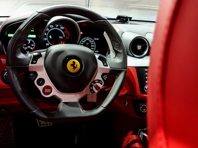 2013 Ferrari FF — фото 20