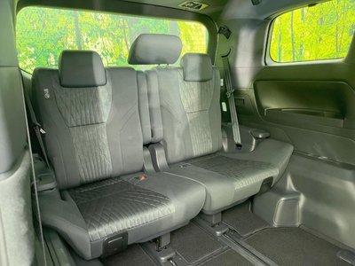 2025 Toyota ALPHARD — фото 10