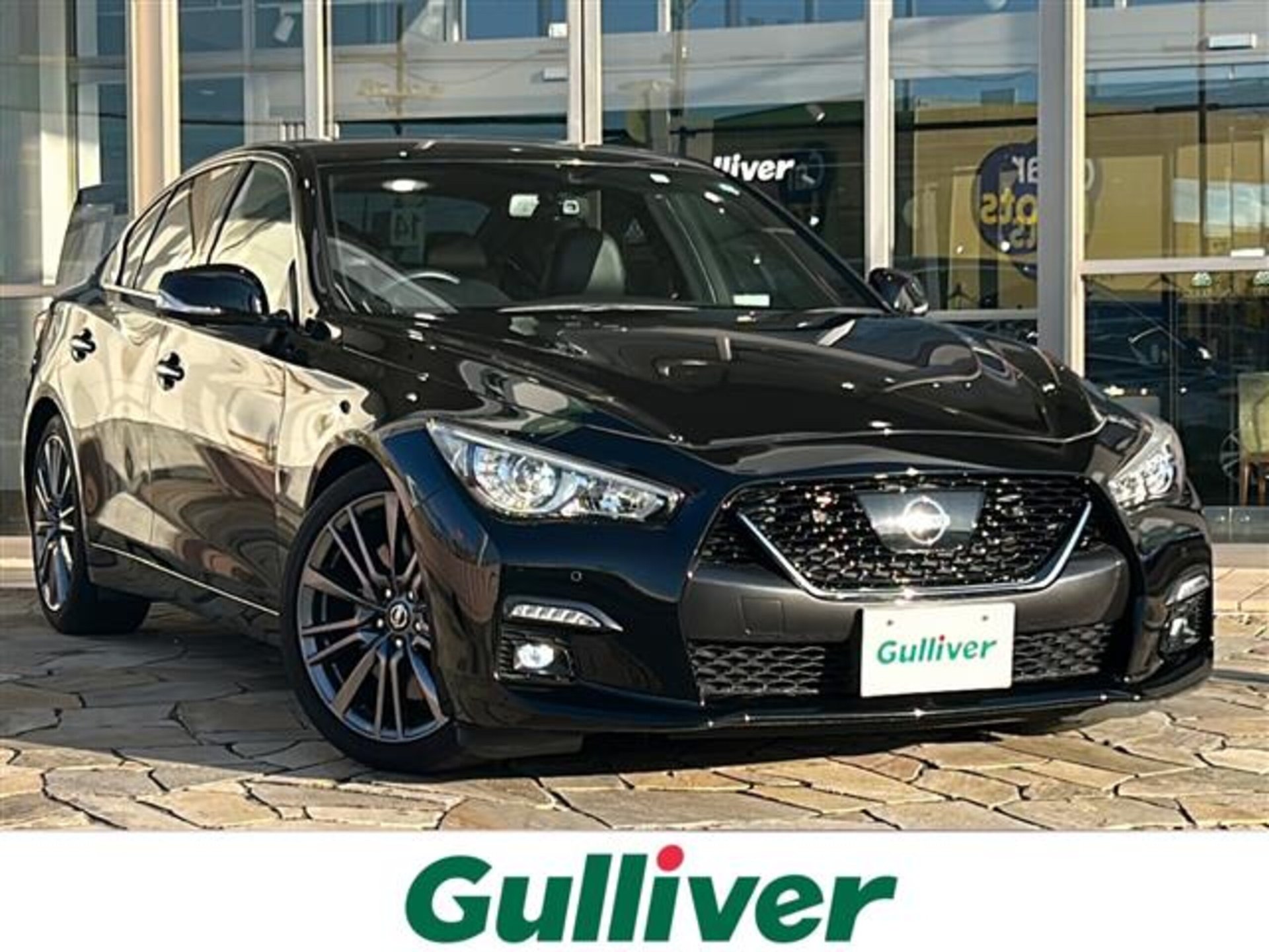 NISSAN SKYLINE - View 1