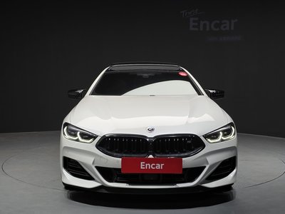 BMW 8 SERIES - 2