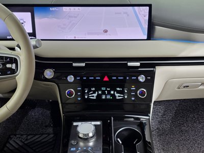 2024 Genesis G80 (RG3) — миниатюра 20