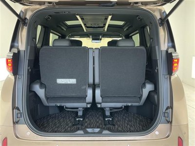 2025 Toyota ALPHARD 缩略图 24