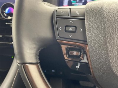 2025 Toyota ALPHARD photo 8