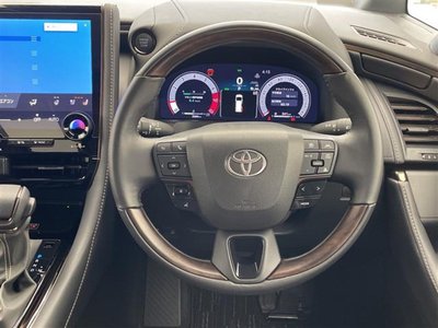 2025 Toyota ALPHARD photo 7