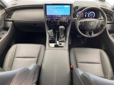 2025 Toyota ALPHARD photo 2