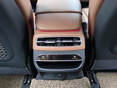 صورة مصغرة 19 لـ 2023 Genesis GV70