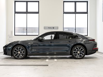 صورة 2 لـ 2025 Porsche PANAMERA