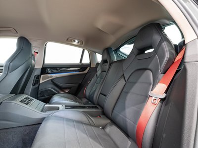 صورة مصغرة 34 لـ 2025 Porsche PANAMERA
