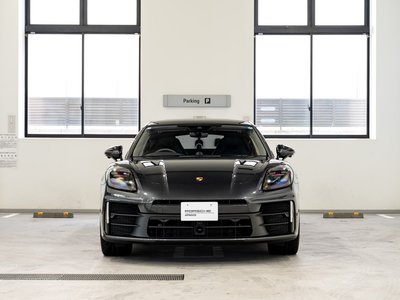 صورة 8 لـ 2025 Porsche PANAMERA