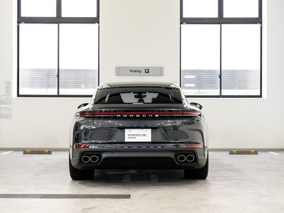 صورة 4 لـ 2025 Porsche PANAMERA