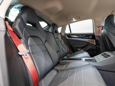صورة مصغرة 33 لـ 2025 Porsche PANAMERA