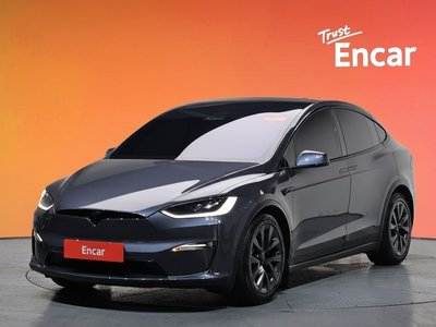 TESLA MODEL X - 1