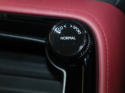 2023 Lexus NX — миниатюра 38