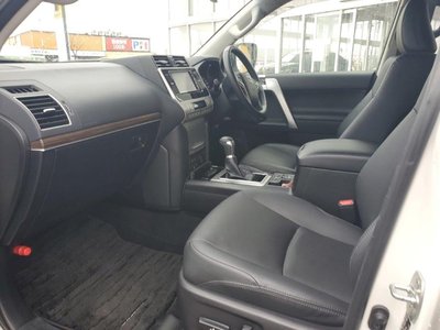 TOYOTA LAND CRUISER PRADO - 5