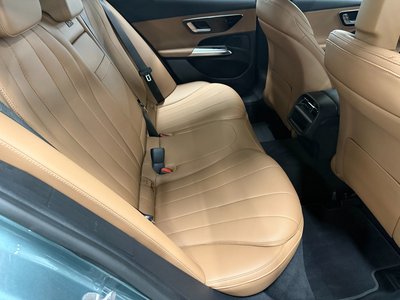 MERCEDES-BENZ E-CLASS - 5